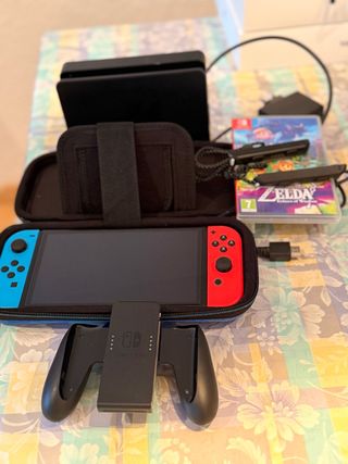 Nintendo Switch Roja y Azul