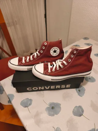 Zapatillas Converse Clásicas Unisex burdeos
