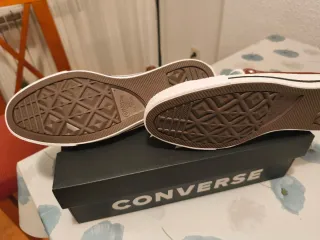 Zapatillas Converse Clásicas Unisex burdeos