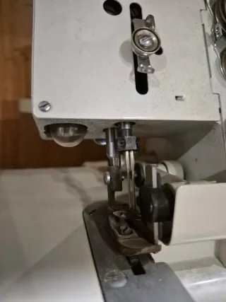 Overlock Industrial RSA 4 Hilos RMX-4D-A