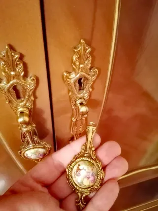 Mueble de salón de madera. Palencia