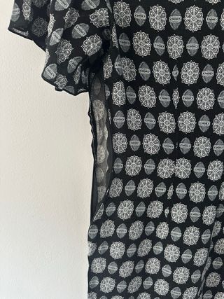 Vestido corto estampado Talla S