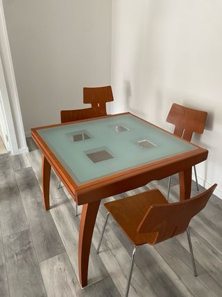 Set tavolo da pranzo estensibile in legno massello e 4 sedie