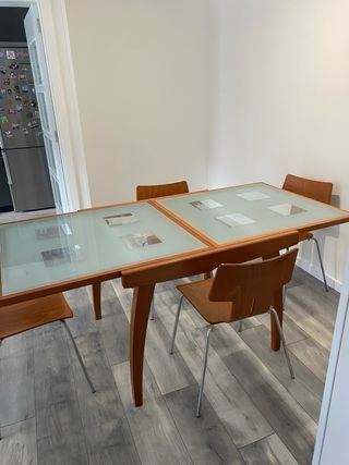 Set tavolo da pranzo estensibile in legno massello e 4 sedie