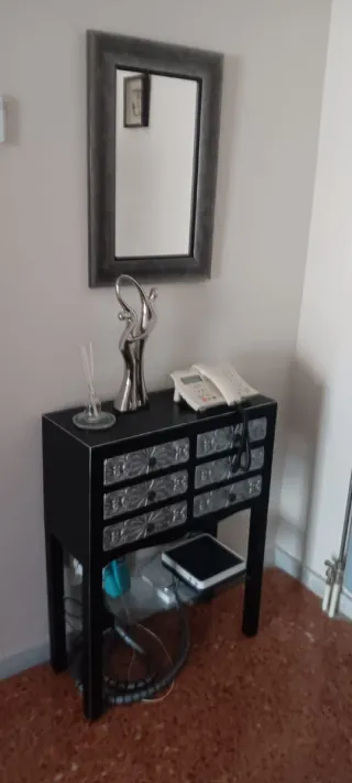 Mesa auxiliar +espejo