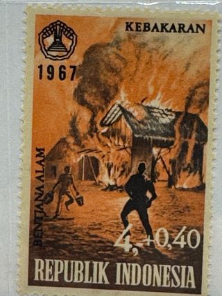 4 Sellos Indonesia 1967 Serie Desastres Naturales