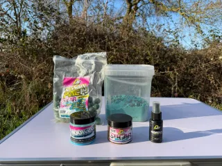 Lote de cebos para pesca