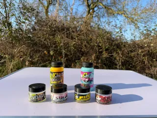 Lote de cebos para pesca