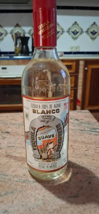 Botella Antigua Tequila Herradura Blanco