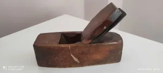 Cepillo de carpintero antiguo de madera Bright Co