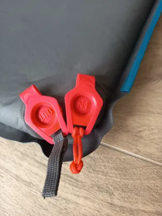 Aislante Quechua Arpenaz Comfort 65