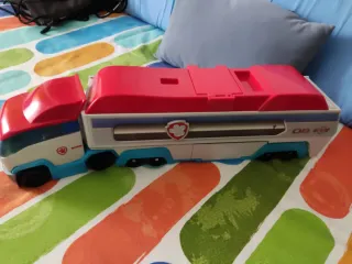 Camión Patrulla Canina