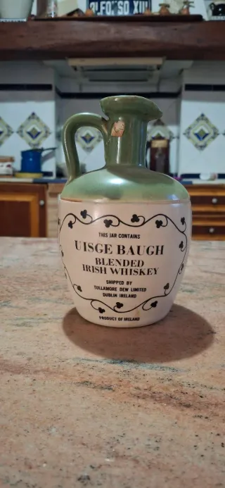 Lote 2 Botellas Antiguas de Whisky