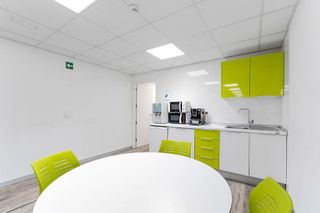 Local comercial en alquiler en Ensanche - Diputación en Alicante