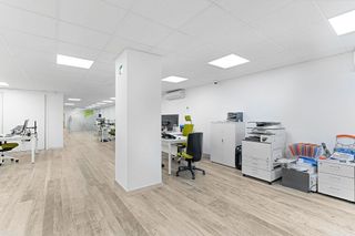 Local comercial en alquiler en Ensanche - Diputación en Alicante