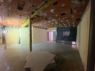 Local comercial en alquiler en Pla de Bon Repós en Alicante