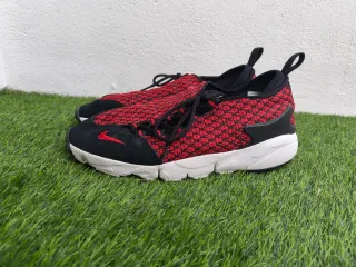 Nike Air Footscape Rojo y Negro