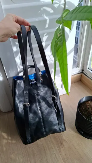 Mochila Zara Negra y Azul