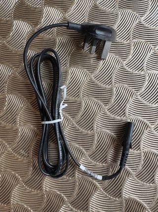 Cable de alimentación con enchufe UK