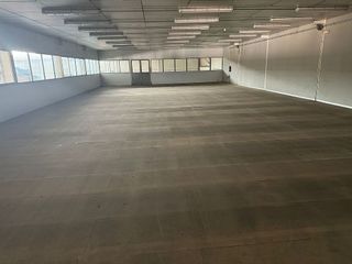 Nave industrial en alquiler en La Estación en Badajoz