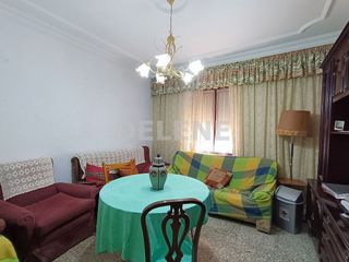 Chalet en venta en Hellín