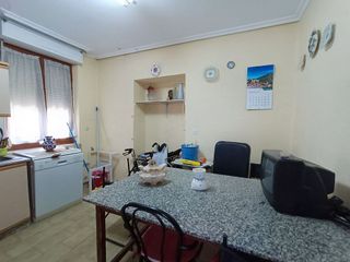 Chalet en venta en Hellín