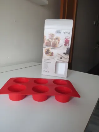 Molde para Muffins Lékué Rojo