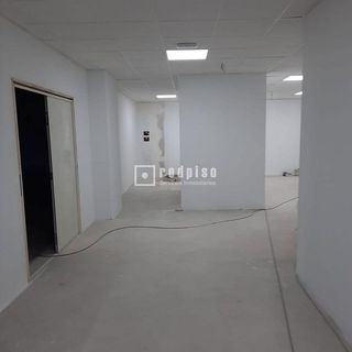 Local comercial en alquiler en El Cañaveral - Los Berrocales en Madrid