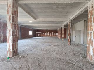 Local comercial en alquiler en El Cañaveral - Los Berrocales en Madrid