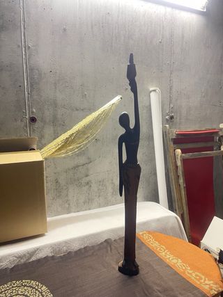 Scultura etnica in legno