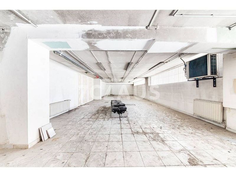 Local comercial de 1 habitaciones en alquiler en Andorra la Vella · 10 de 29