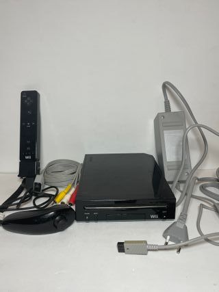 Consola Nintendo Wii Negra + Mando + Accesorios