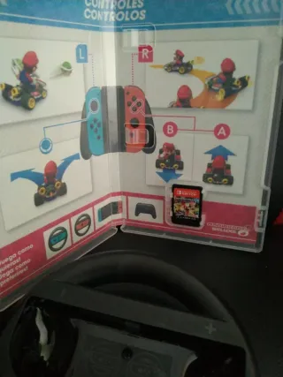 Mario Kart 8 Deluxe + Volante Nintendo Switch