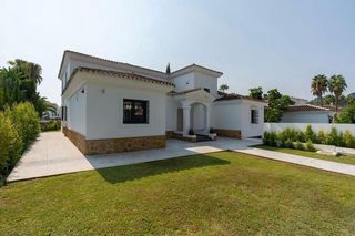 Chalet en alquiler en Los Naranjos - Las Brisas en Marbella