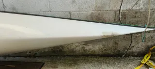 Kayak de fibra para travesía