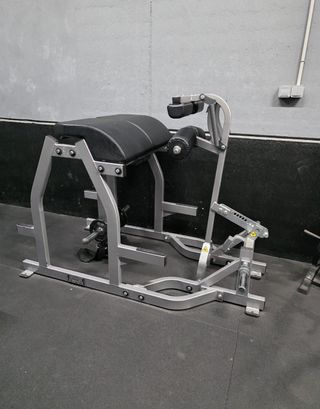 MAQUINA HIP TRUST GLUTE HAM