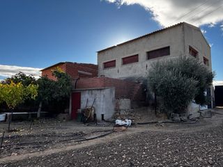 FINCA PRODUCTIVA COMPLETA – TRACTOR DOCUMENTADO