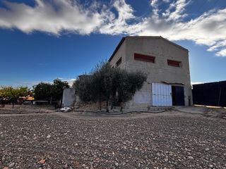 FINCA PRODUCTIVA COMPLETA – TRACTOR DOCUMENTADO