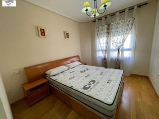 Piso en alquiler en Santa Cruz - Industria - Polígono Campollano en Albacete