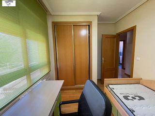 Piso en alquiler en Santa Cruz - Industria - Polígono Campollano en Albacete