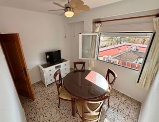 Piso en alquiler en Centro en Almería