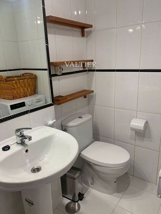 Piso en alquiler en Castillejos en Madrid