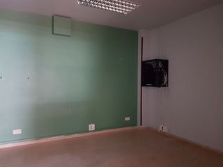 Local comercial en venta en San Adrián