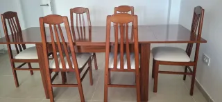 Mesa comedor, 6 sillas.