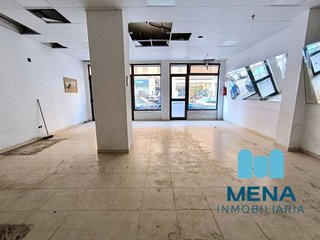 Local comercial en venta en Corrales de Buelna (Los)