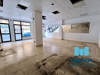 Local comercial en venta en Corrales de Buelna (Los)