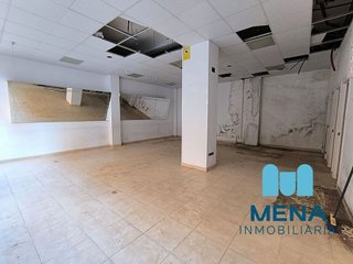 Local comercial en venta en Corrales de Buelna (Los)