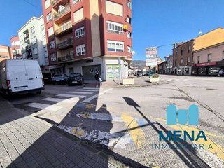 Local comercial en venta en Corrales de Buelna (Los)