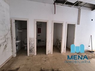 Local comercial en venta en Corrales de Buelna (Los)
