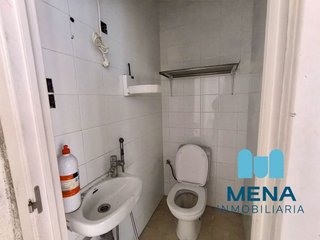 Local comercial en venta en Corrales de Buelna (Los)
